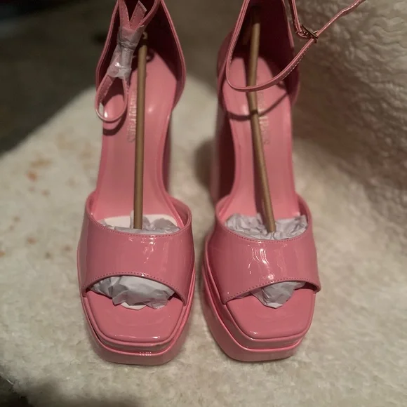 Dream Pairs Blush Pink Block Heels - Picture 4 of 12